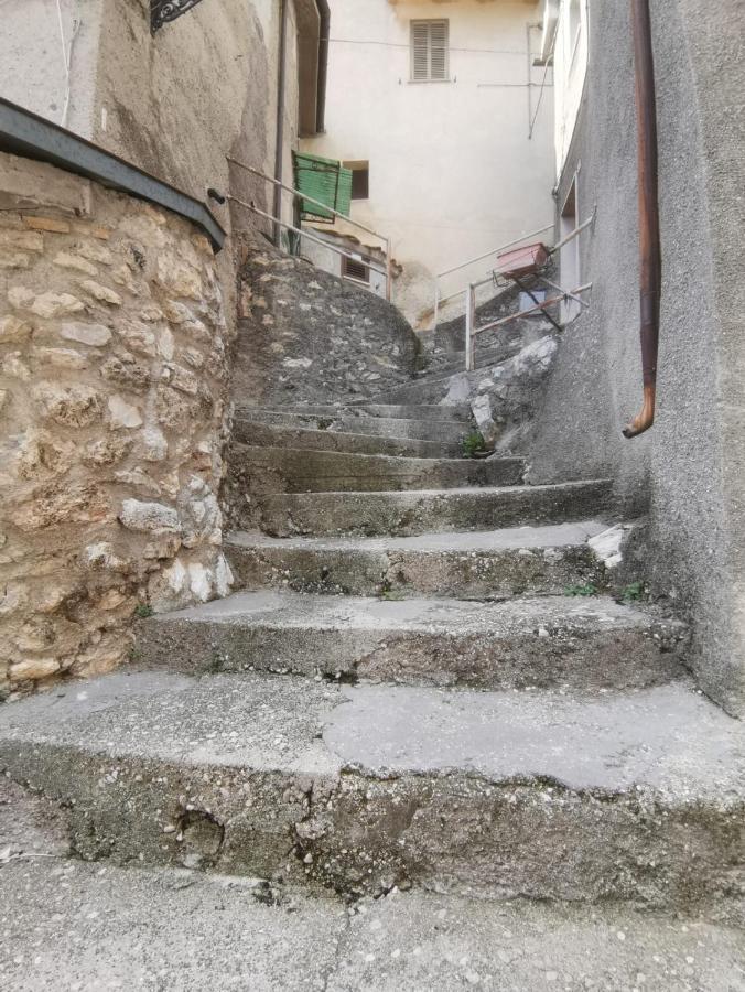 Il Torrione Βίλα Poggio Bustone Εξωτερικό φωτογραφία